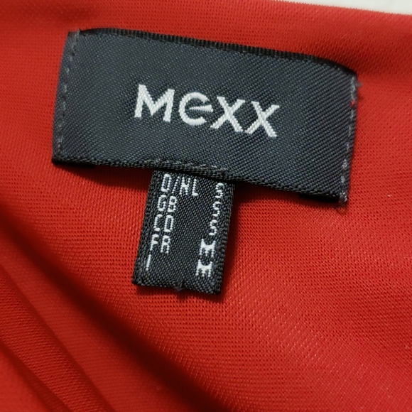 Mexx long red dress, size small, w/spaghetti strap - Picture 4 of 4